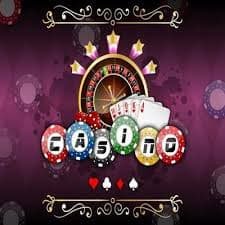 Filipino player accessing phmapalad Live Casino on a mobile device